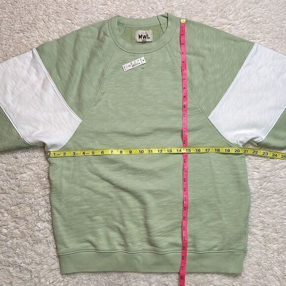 NWT Madewell Oversized Raglan Sweatshirt in Size Small and in Green/white - Picture 8 of 10